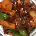 Best C17. Beef w. Garlic Sauce (Dinner Combo) in Miramar, FL